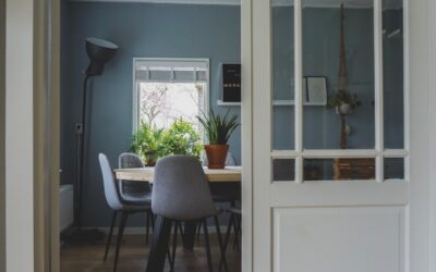 5 kluczowych zalet drzwi przesuwnych w małych wnętrzach