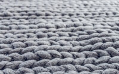 Jak dbać o dywan wełniany i czy można go prać w pralce